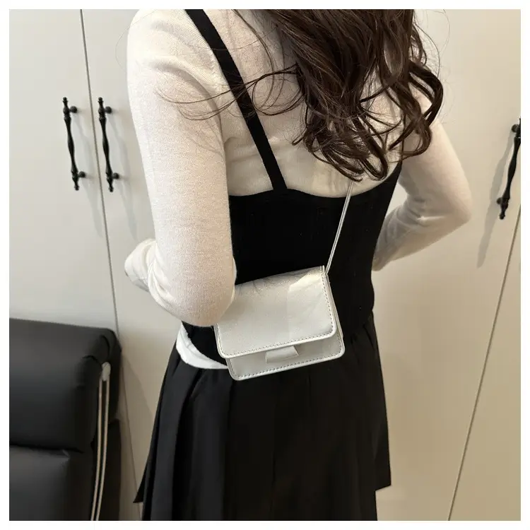 White Square Crossbody Bag with Chain Strap — feature 23