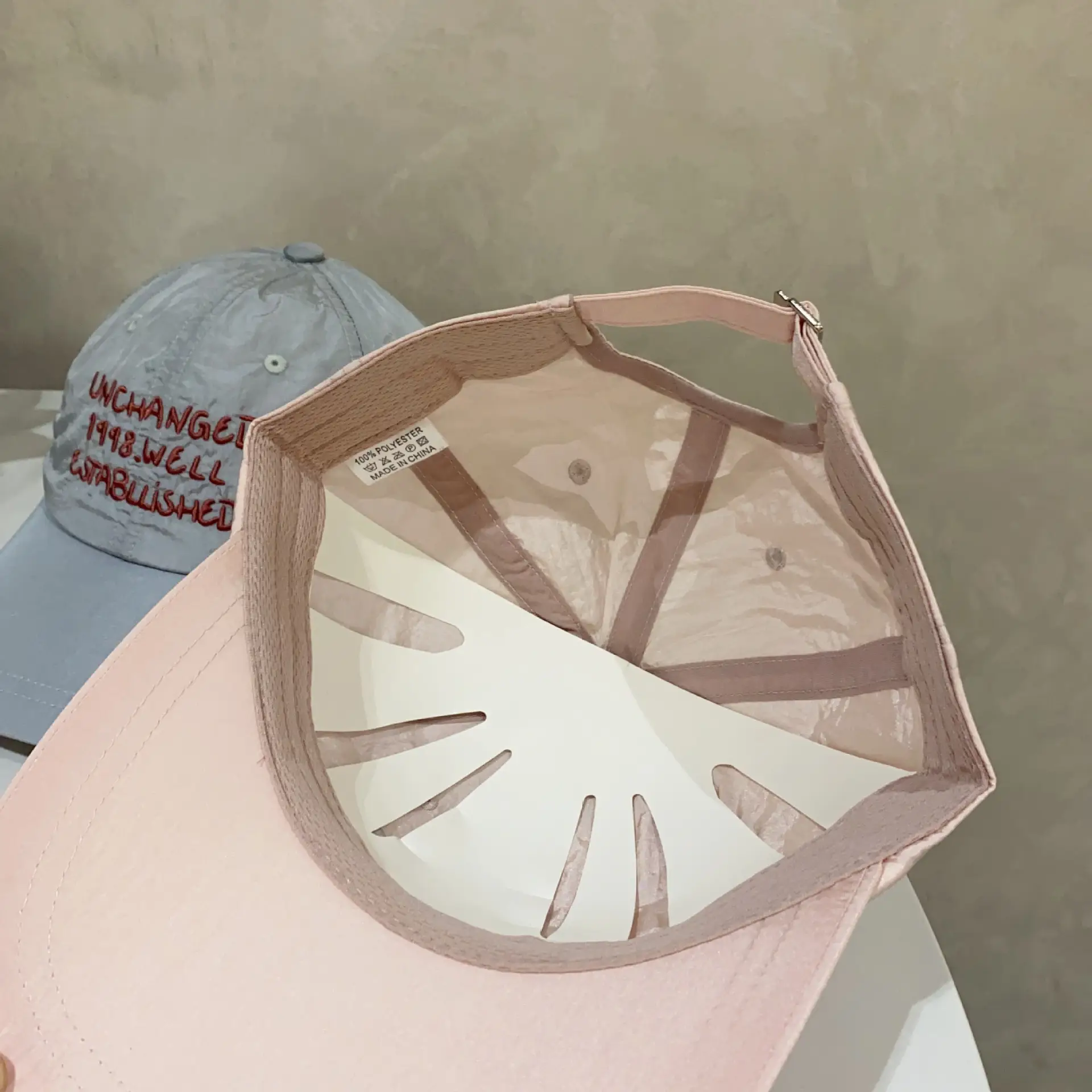 Korean Style Letter Embroidered Baseball Cap for Men Women — feature 10