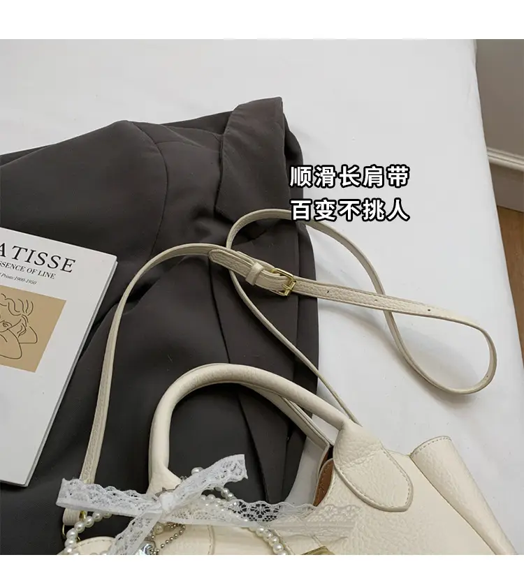 Black Crossbody Shoulder Bag with Tassel Decor — feature 3