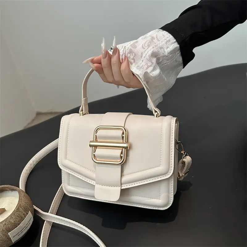 White Retro Textured Shoulder Bag for Women