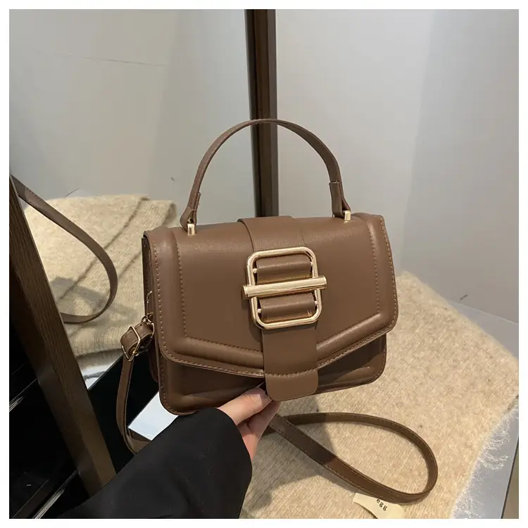 White Retro Textured Shoulder Bag for Women — feature 19