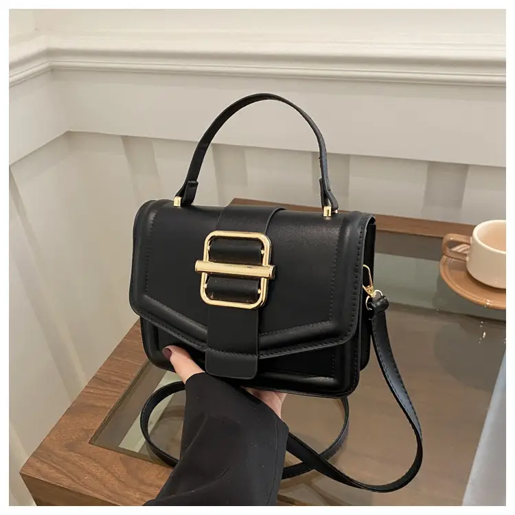 White Retro Textured Shoulder Bag for Women