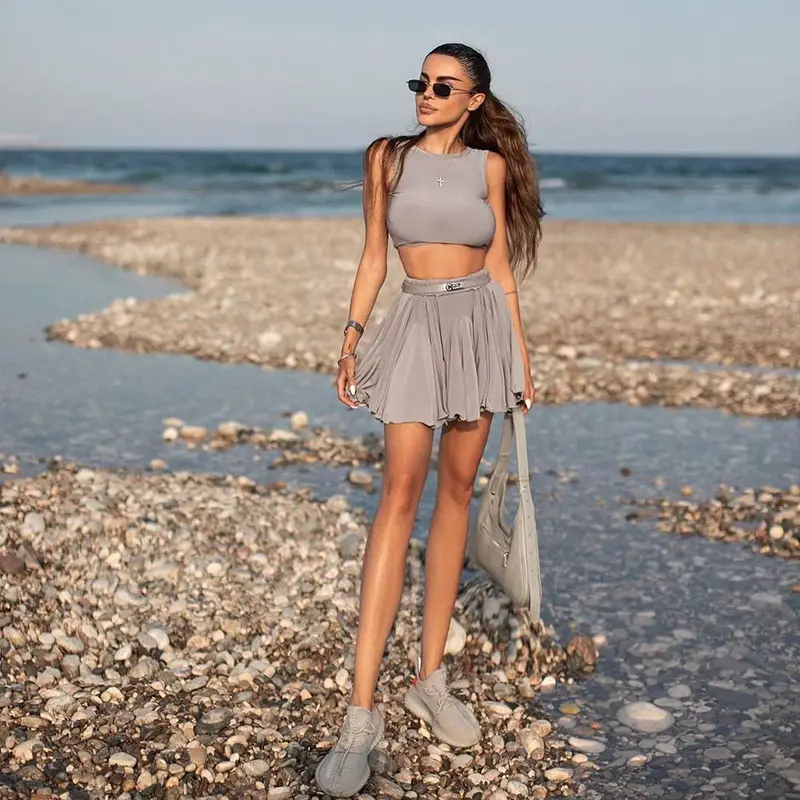 Sexy Backless Vest & High Waist Skirt Suit Grey — feature 40