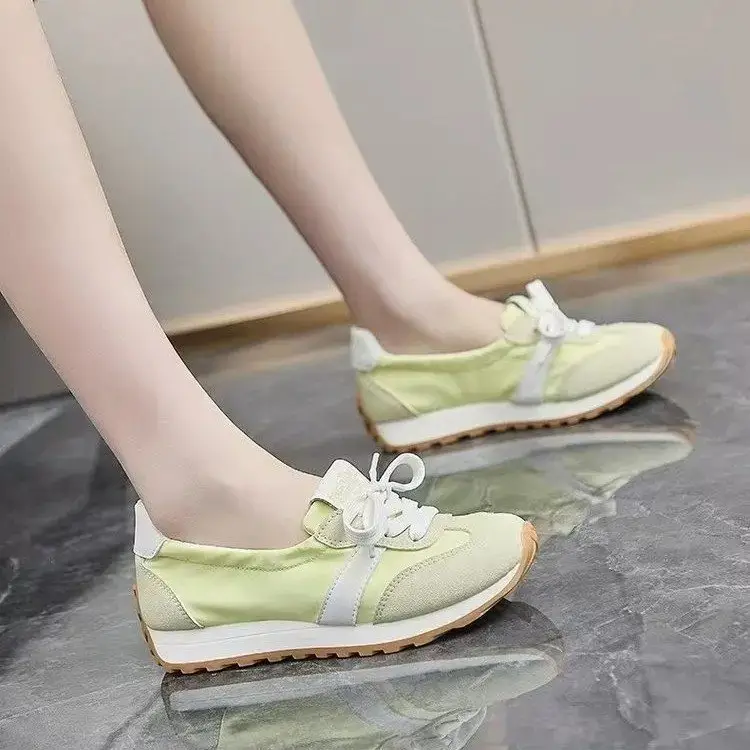 Desun Shoes Women's 2025 Spring New Lace-up Shoes Soft Sole Lightweight Casual Sports Shoes Retro Forrest Gump Shoes - Image 2