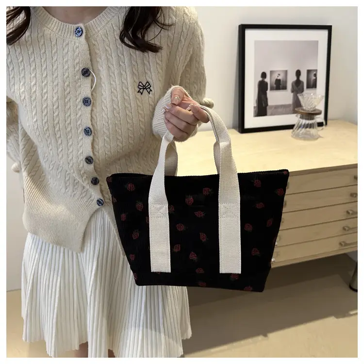 Strawberry Print Large Tote Bag 2025 Korean Style — feature 35