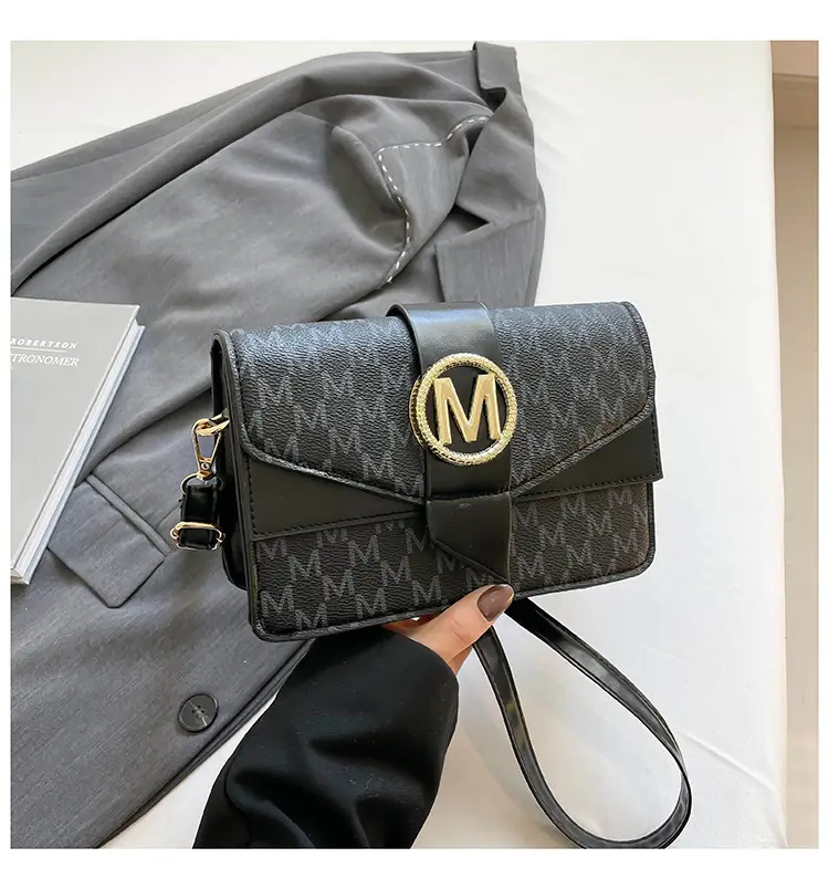 Korean Style Letter Print Shoulder Bag for Women - Image 2