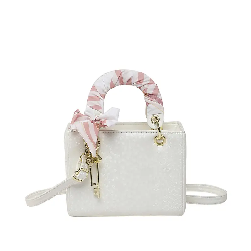 Elegant Fish Scale Pattern Daffee Shoulder Bag - Image 2