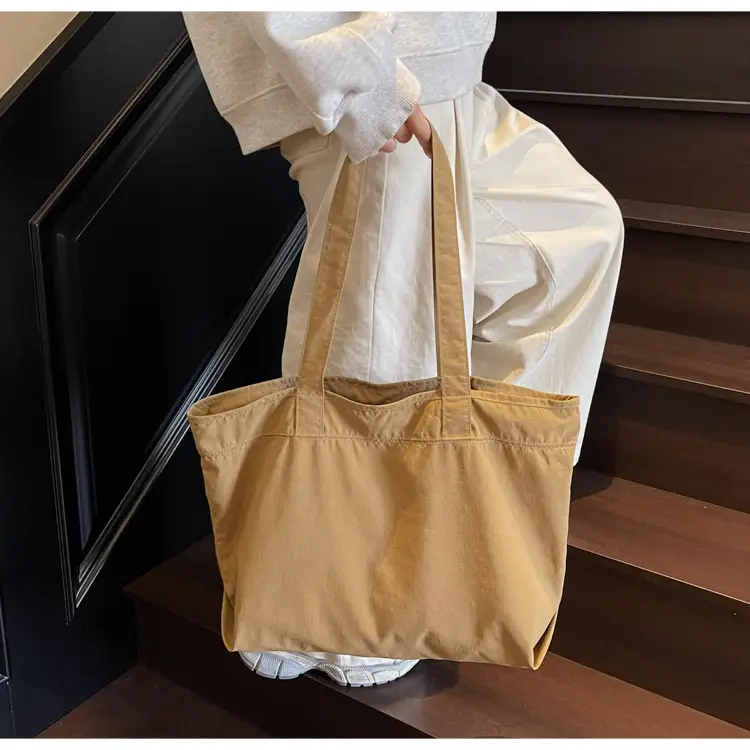 New Nylon Shoulder Bag for Women Large Capacity Waterproof — feature 31