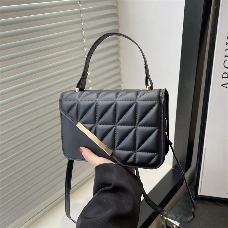 Trendy Quilted Square Handbag for Women 2025 - Image 10