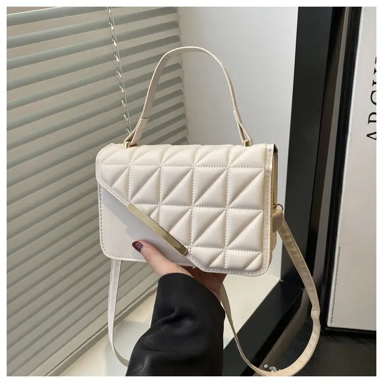 Trendy Quilted Square Handbag for Women 2025 — feature 25