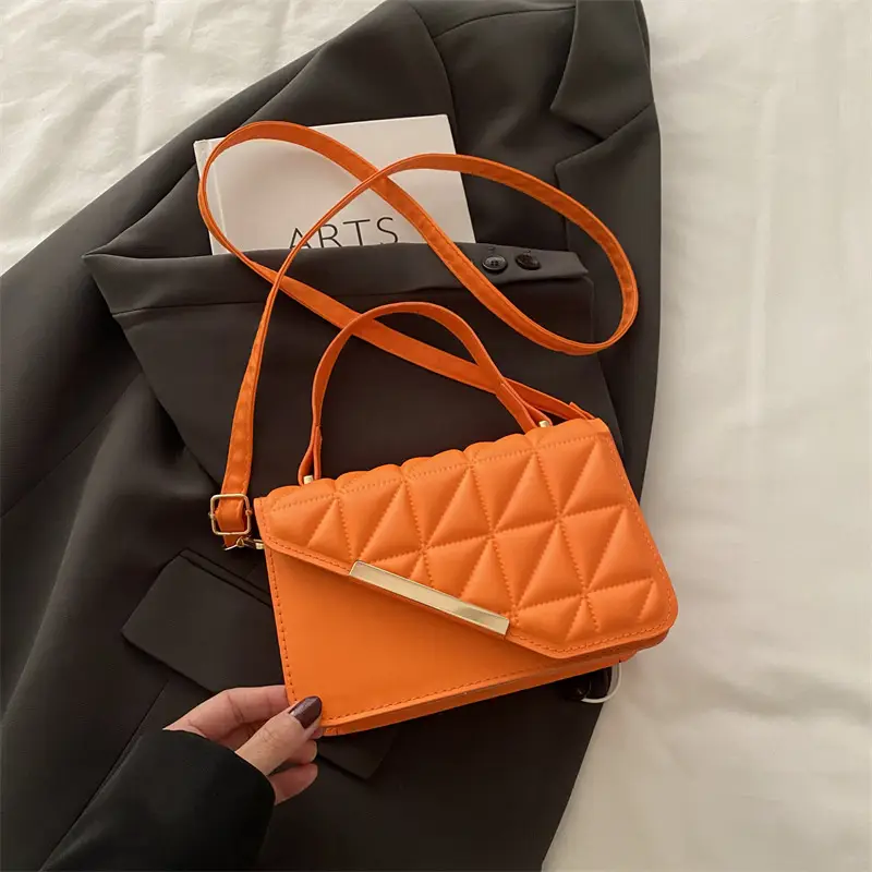 Trendy Quilted Square Handbag for Women 2025 - Image 5