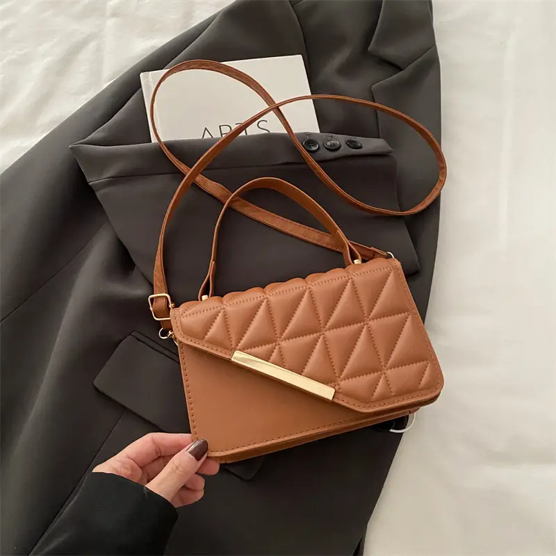 Trendy Quilted Square Handbag for Women 2025 - Image 7