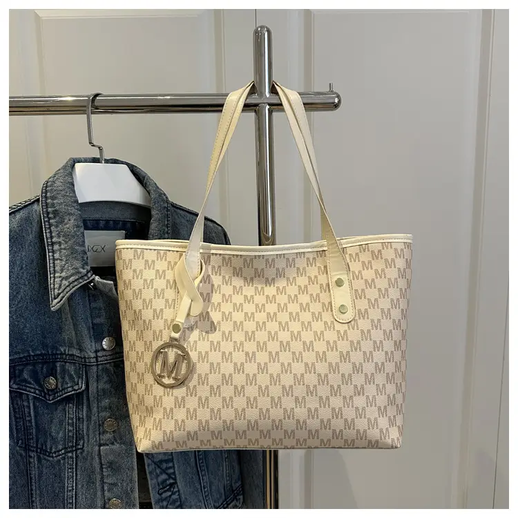 Large Capacity Women's Trendy Shoulder Bag 2025 — feature 18