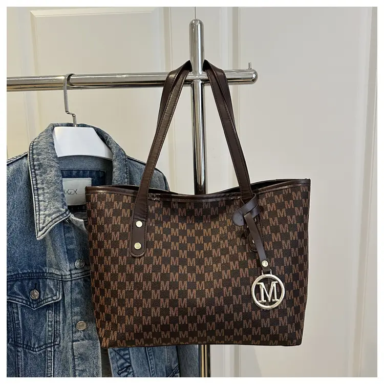 Large Capacity Women's Trendy Shoulder Bag 2025 — feature 20