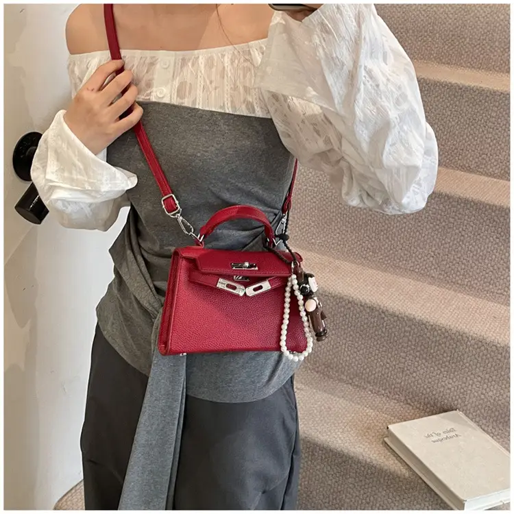 Red Women's Shoulder Crossbody Bag 2025 Fashion — feature 23