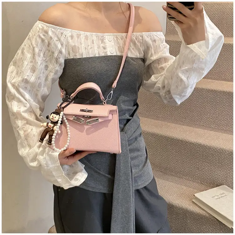 Red Women's Shoulder Crossbody Bag 2025 Fashion — feature 26