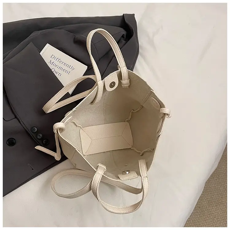 Light Blue Korean Style Shoulder Bag 2025 — feature 106