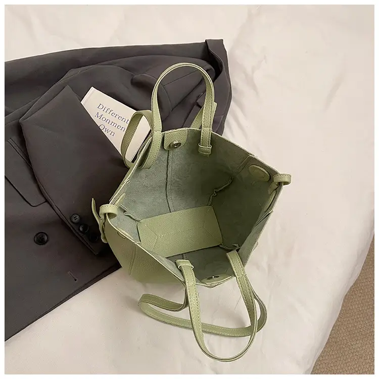 Light Blue Korean Style Shoulder Bag 2025 — feature 112
