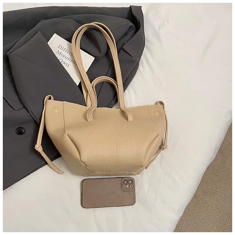 Light Blue Korean Style Shoulder Bag 2025 — feature 114