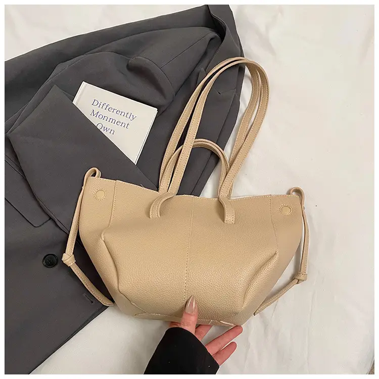 Light Blue Korean Style Shoulder Bag 2025 — feature 115