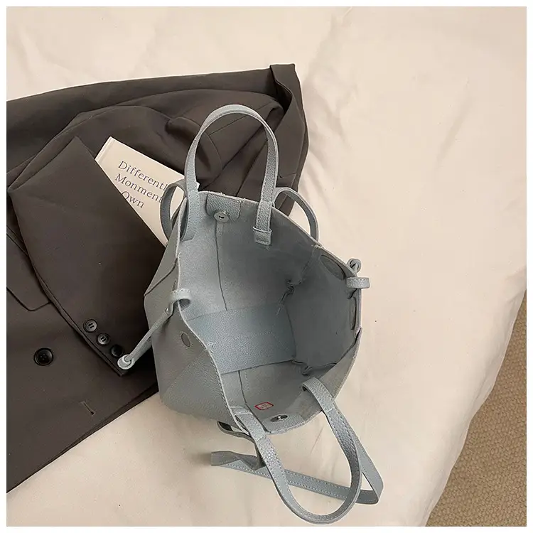 Light Blue Korean Style Shoulder Bag 2025 — feature 127