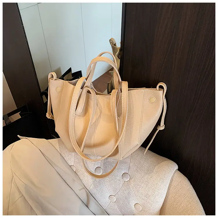 Light Blue Korean Style Shoulder Bag 2025 — feature 76