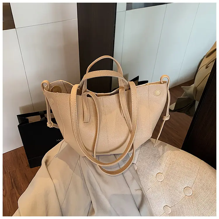 Light Blue Korean Style Shoulder Bag 2025 — feature 78
