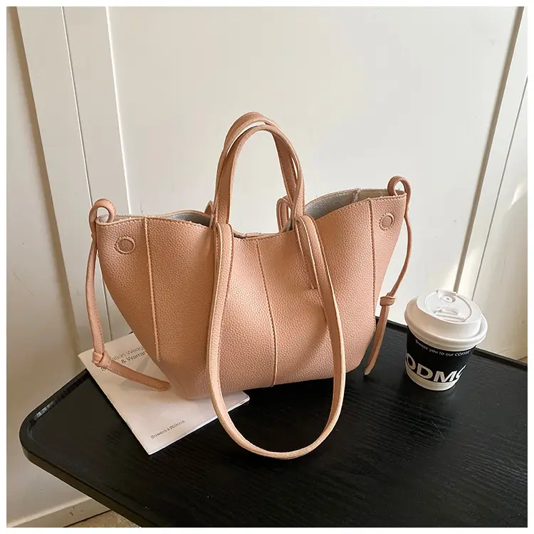 Light Blue Korean Style Shoulder Bag 2025 — feature 92