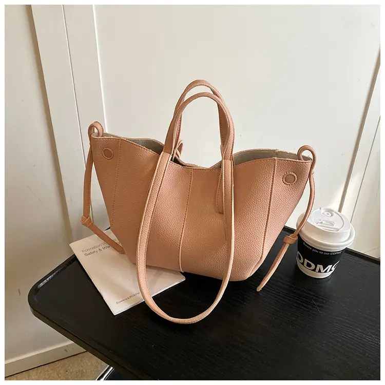 Light Blue Korean Style Shoulder Bag 2025 — feature 93