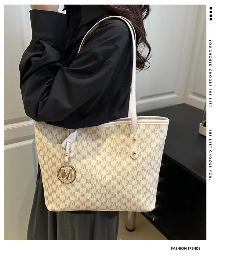Women's Printed Underarm Bag with M-Logo — feature 1