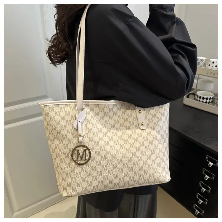 Women's Printed Underarm Bag with M-Logo — feature 10