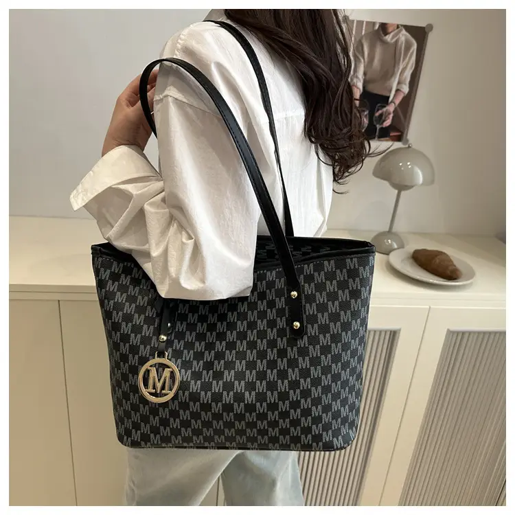 Women's Printed Underarm Bag with M-Logo — feature 16