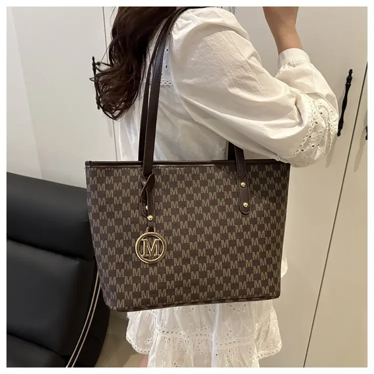 Women's Printed Underarm Bag with M-Logo — feature 17