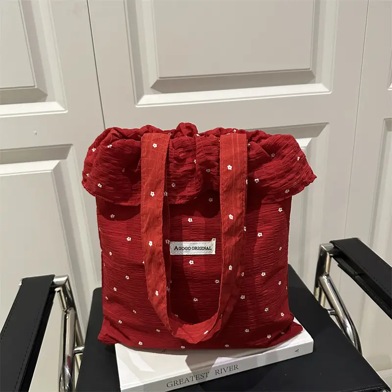 Red Ruffled Wave Dot Large Capacity Shoulder Bag - Image 4