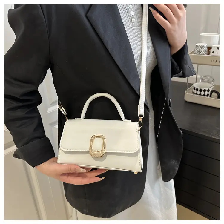 2025 Trendy Women's Solid Color Shoulder Bags — feature 12