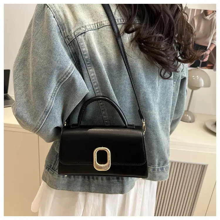 2025 Trendy Women's Solid Color Shoulder Bags — feature 14