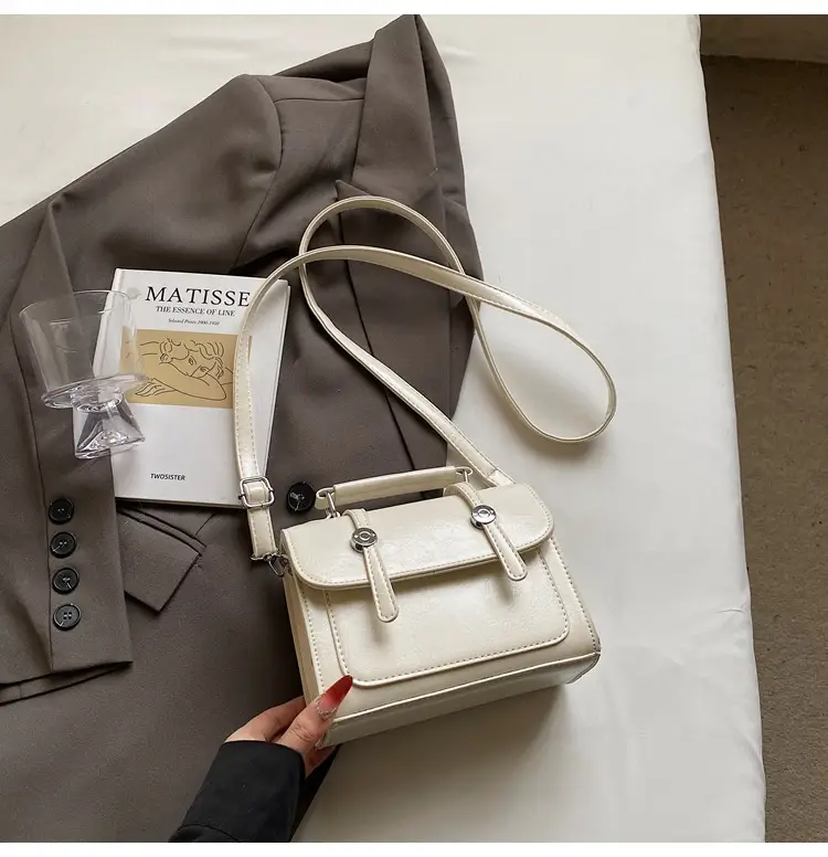 Retro Crossbody Bag Women 2026 New Niche Design — feature 23