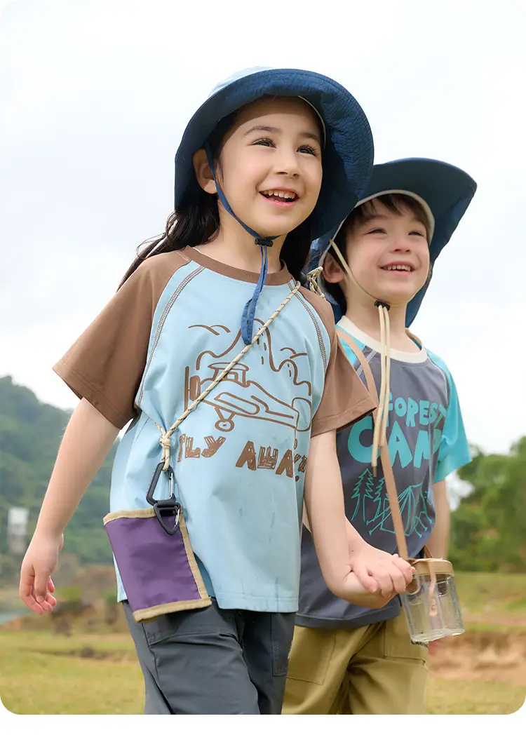 Pink Heart Print T-Shirt for Kids Summer Wear — feature 2