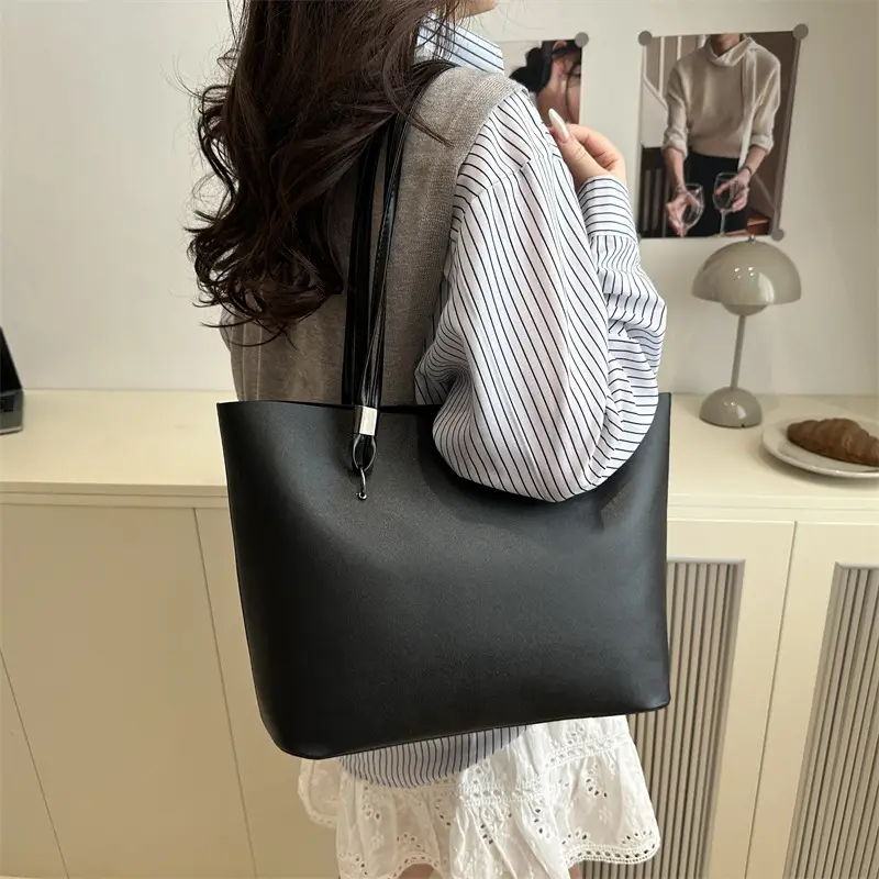 Women's Vintage Oil Wax Leather Tote Bag Large Capacity - Image 6