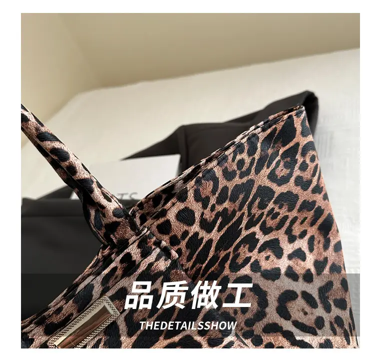 Leopard Print Women's Shoulder Bag 2025 Summer — feature 5
