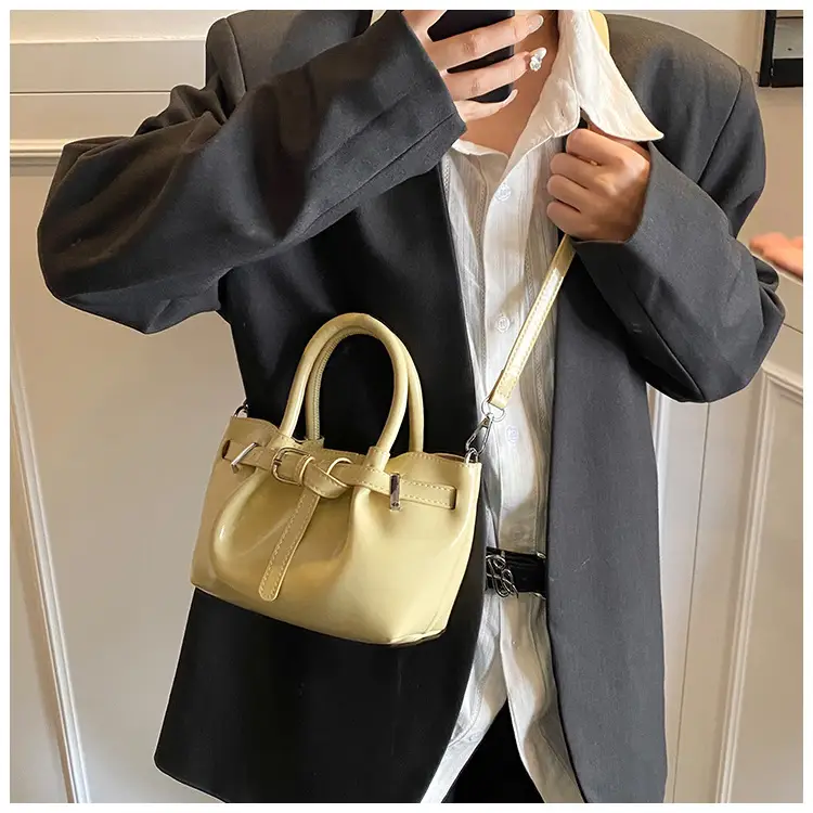 Women's Korean Style Handbag Beige Leather Bucket Bag — feature 20