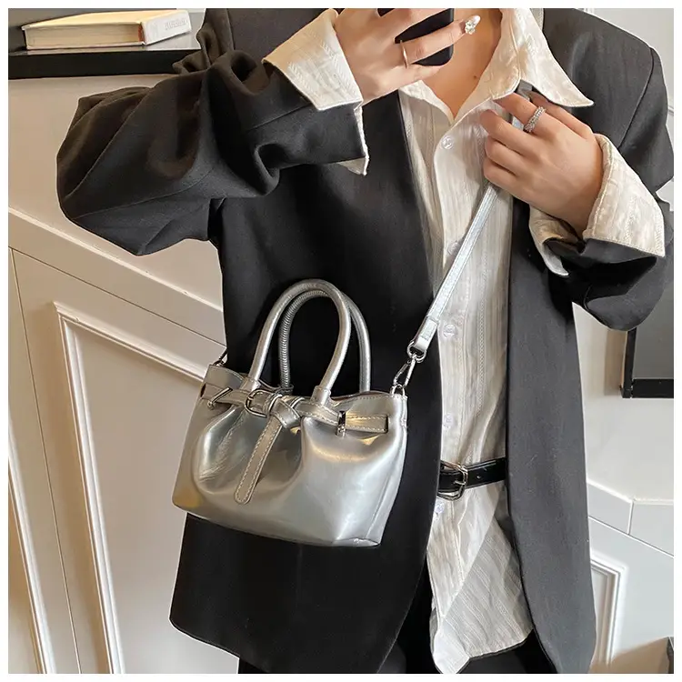 Women's Korean Style Handbag Beige Leather Bucket Bag — feature 26