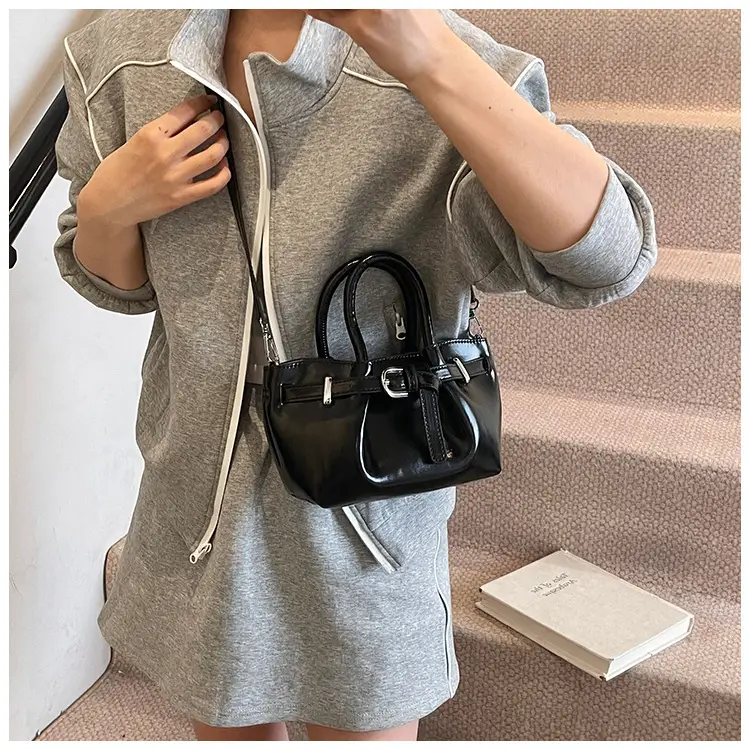 Women's Korean Style Handbag Beige Leather Bucket Bag — feature 28
