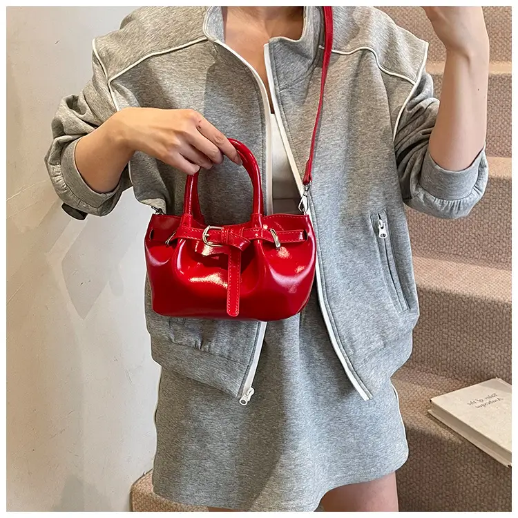 Women's Korean Style Handbag Beige Leather Bucket Bag — feature 32