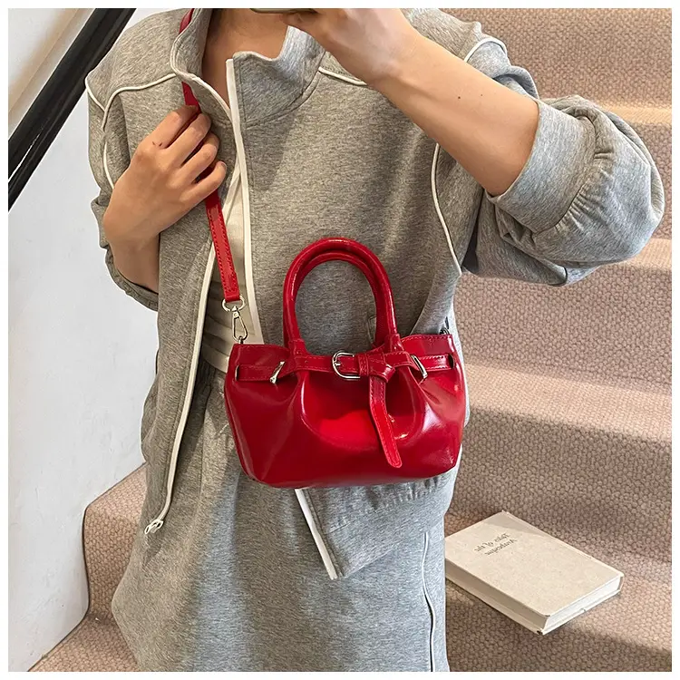 Women's Korean Style Handbag Beige Leather Bucket Bag — feature 33