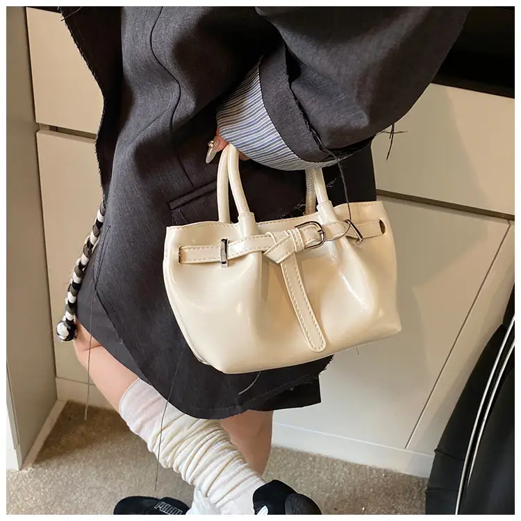 Women's Korean Style Handbag Beige Leather Bucket Bag — feature 37