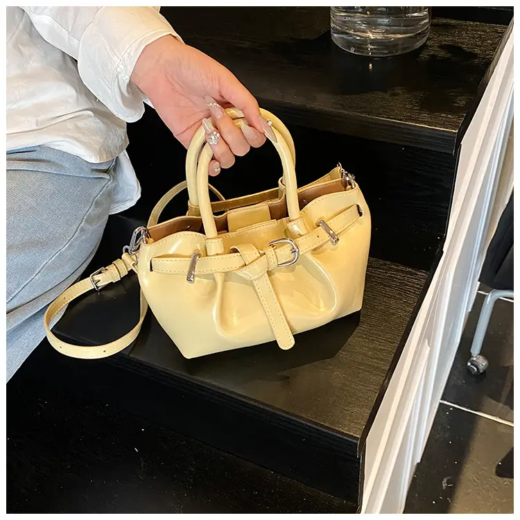 Women's Korean Style Handbag Beige Leather Bucket Bag — feature 42