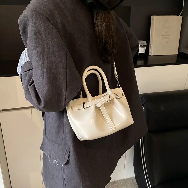 Women's Korean Style Handbag Beige Leather Bucket Bag - Image 5