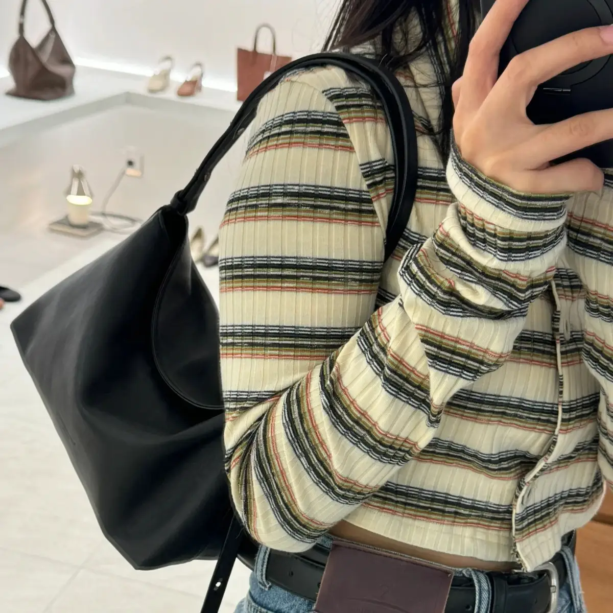 Black Korean Style Square Tote Bag for Women - Image 4