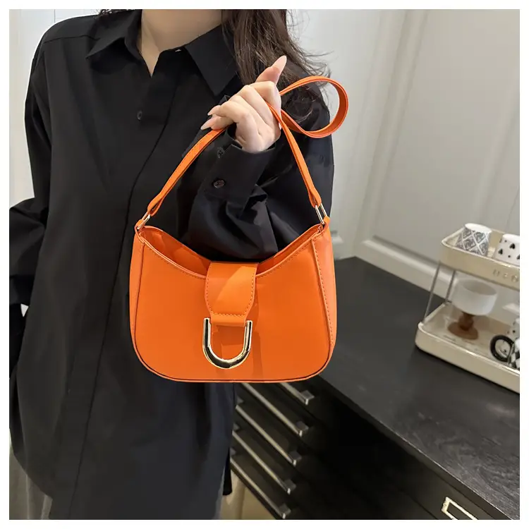 White Casual Shoulder Bag for Women 2025 — feature 15